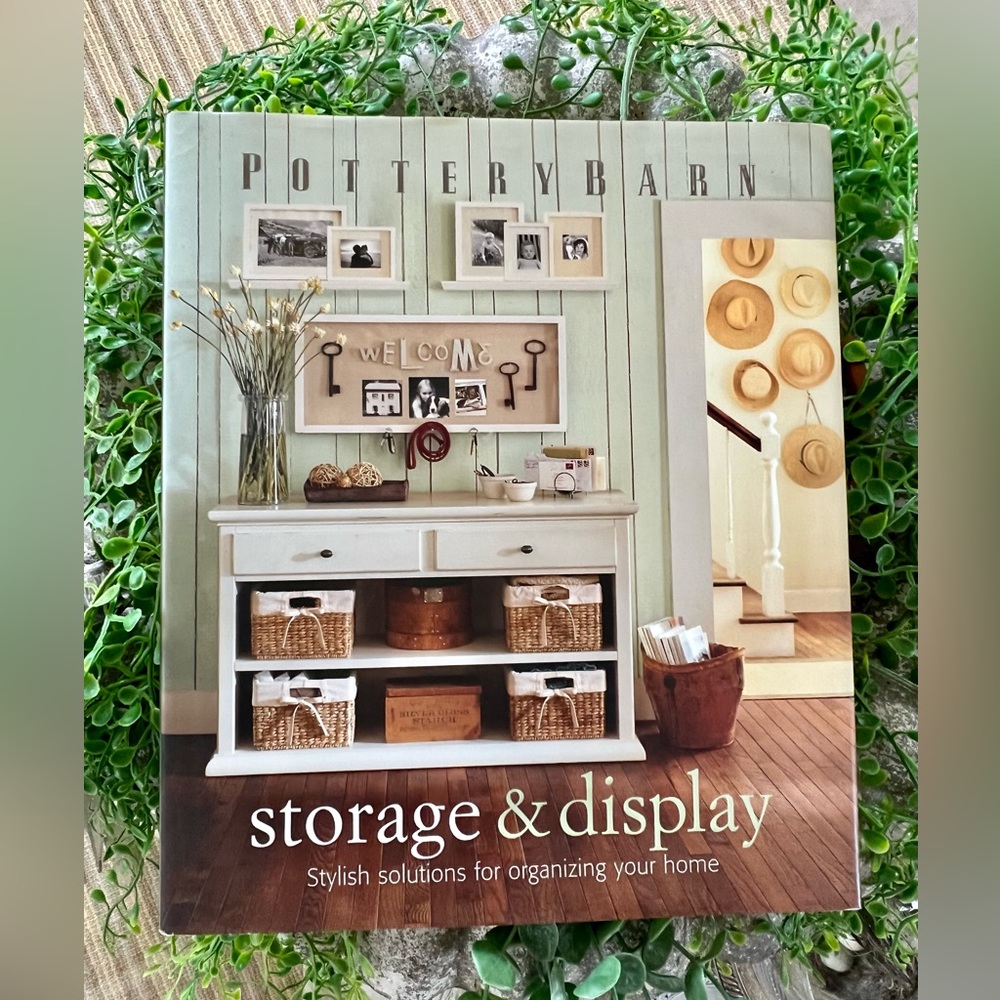POTTERY BARN STORAGE & DISPLAY HARDCOVER BOOK